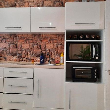 Апартаменты В Центре, По Типу Хостел كرابيفنيتسكي المظهر الخارجي الصورة